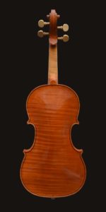 Back of baroque violin made by William Castle